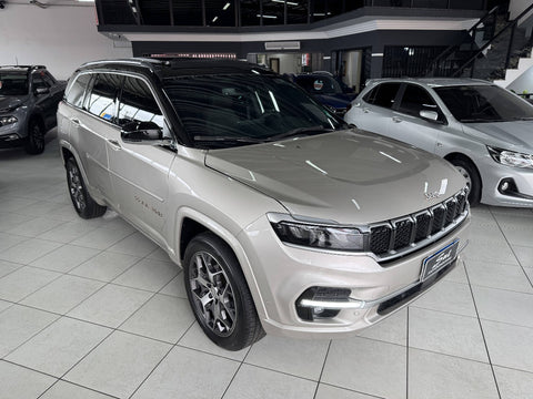 JEEP COMMANDER OVERLAND 2.0 TD380 4X4 7LUG.