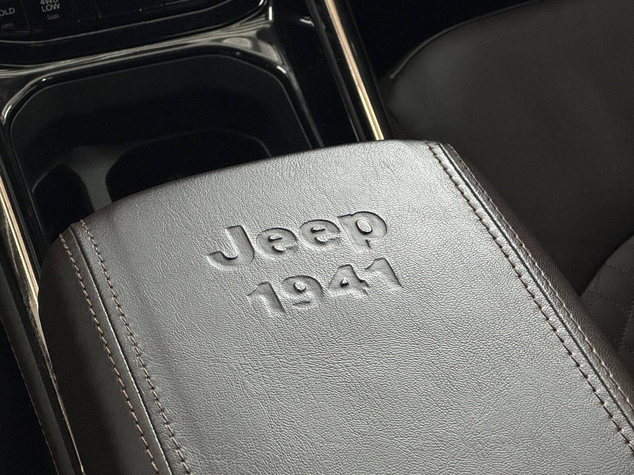 JEEP COMMANDER OVERLAND 2.0 TD380 4X4 7LUG.