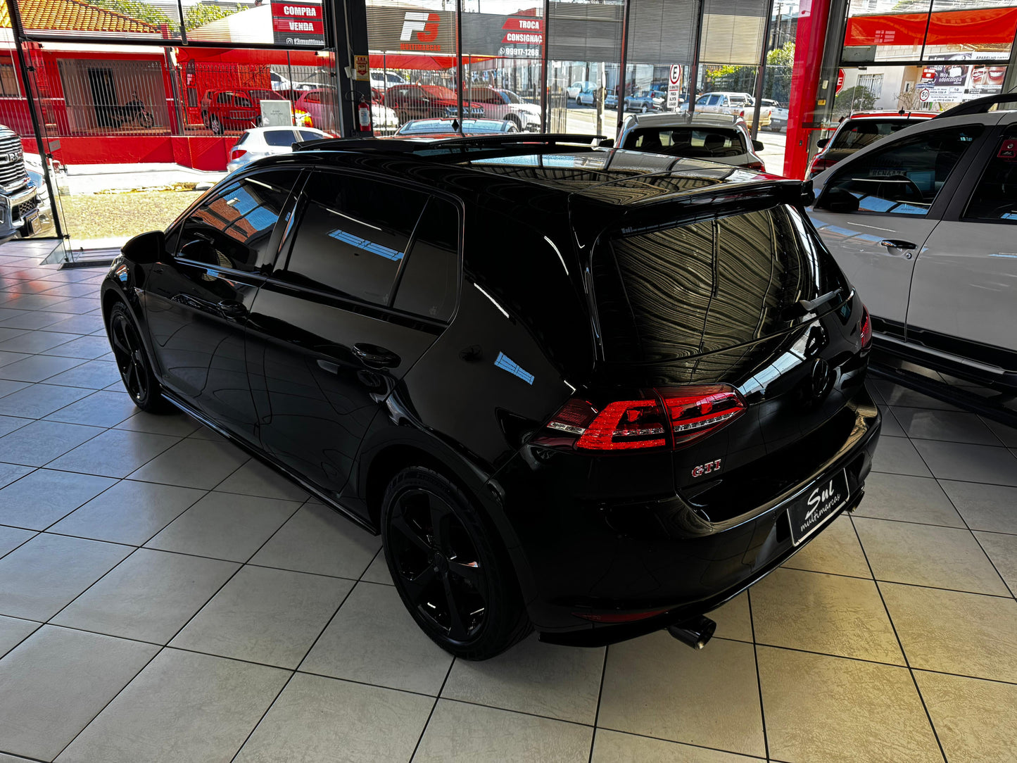 VOLKSWAGEN GOLF GTI 2.0 TSI 220cv GASOLINA AUT.