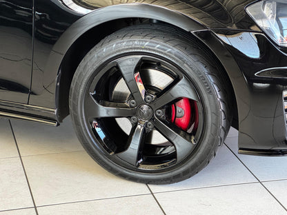 VOLKSWAGEN GOLF GTI 2.0 TSI 220cv GASOLINA AUT.