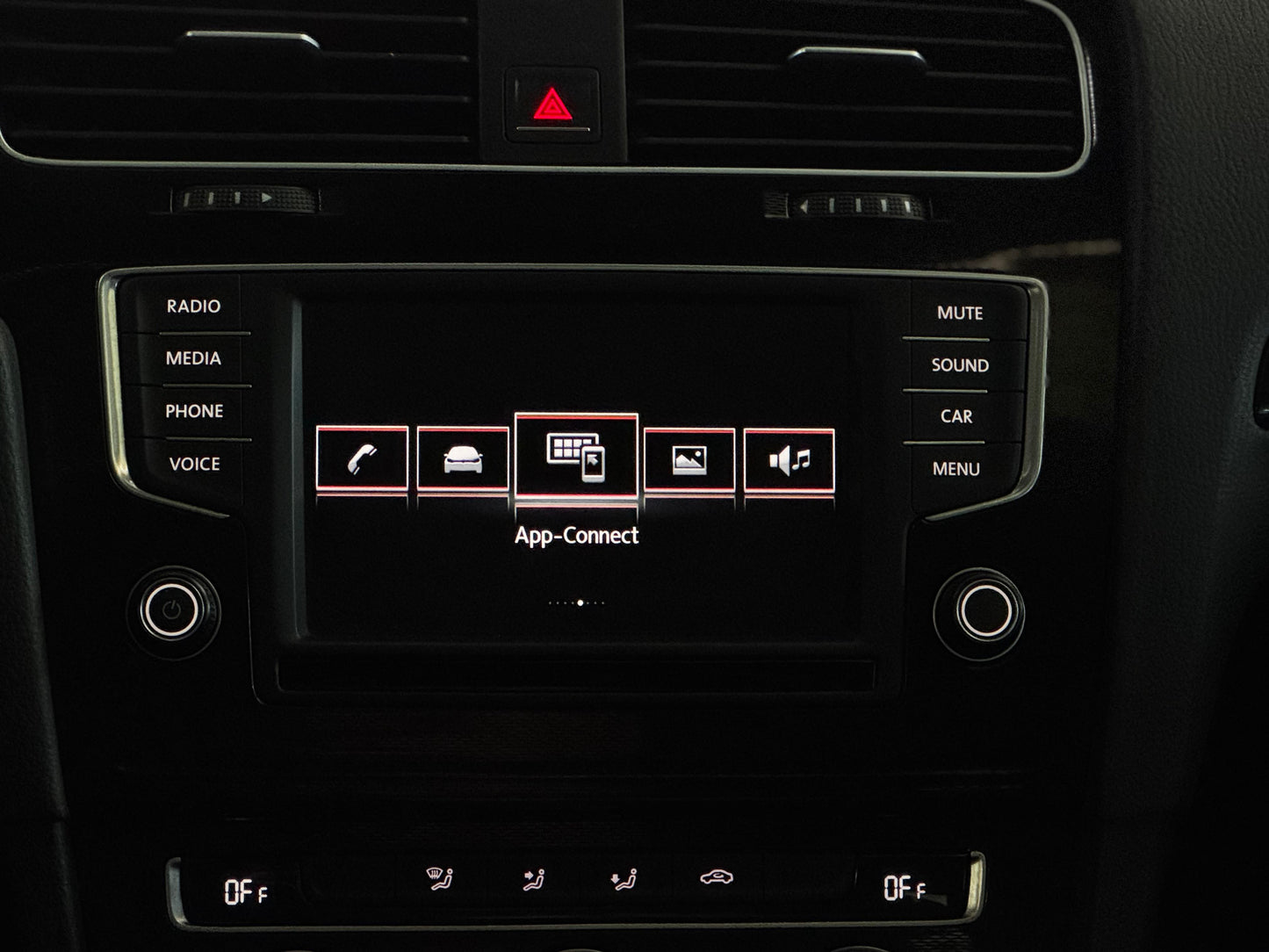 VOLKSWAGEN GOLF GTI 2.0 TSI 220cv GASOLINA AUT.