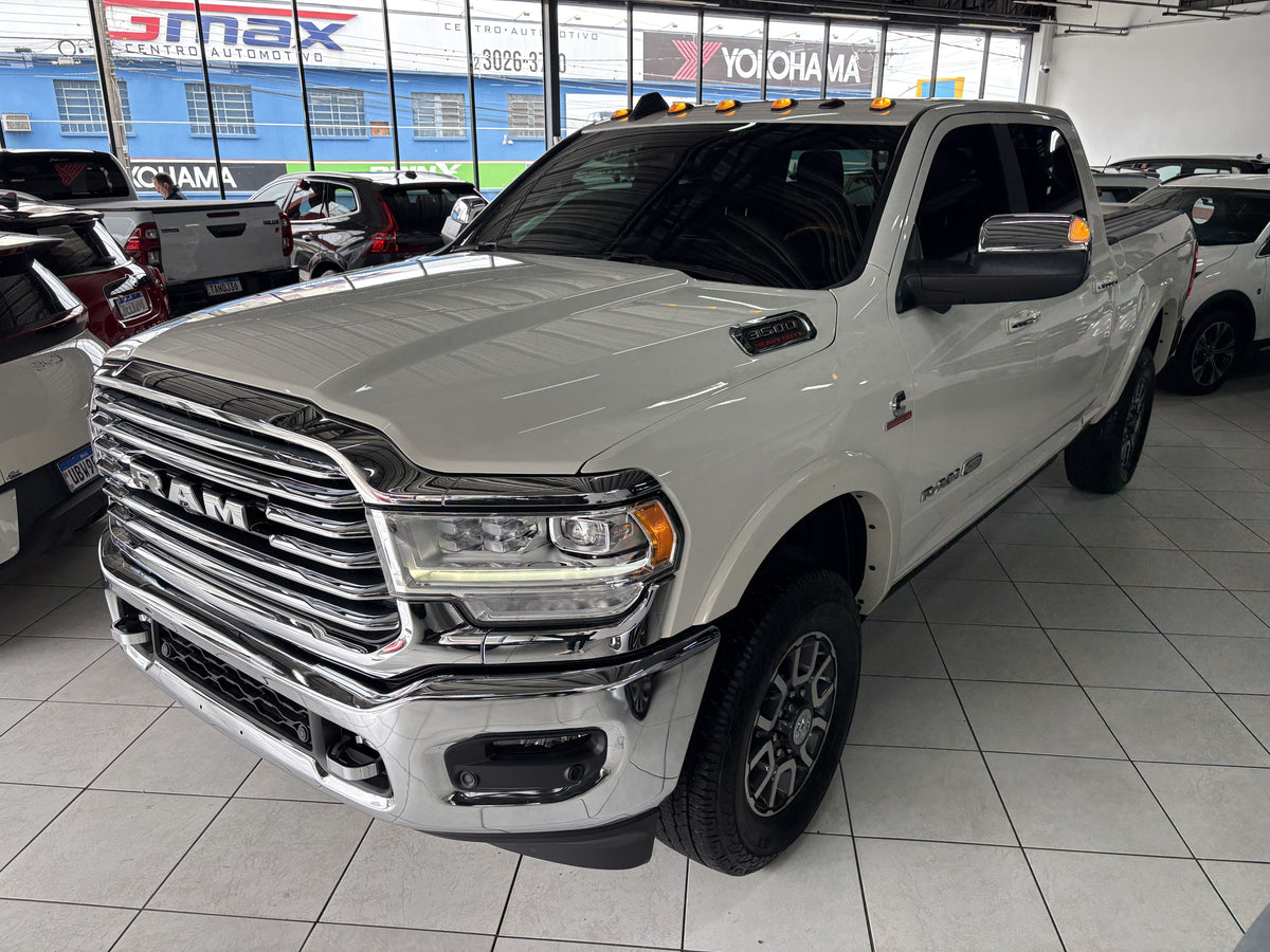RAM 3500 LIMITED LONGHORN 6.7 TURBO DIESEL 4x4