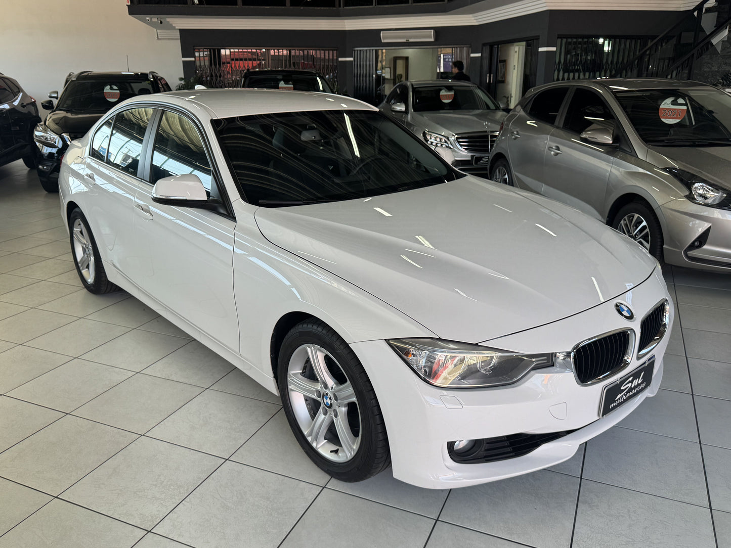 BMW 320i 2.0 TURBO ACTIVE FLEX AUT.