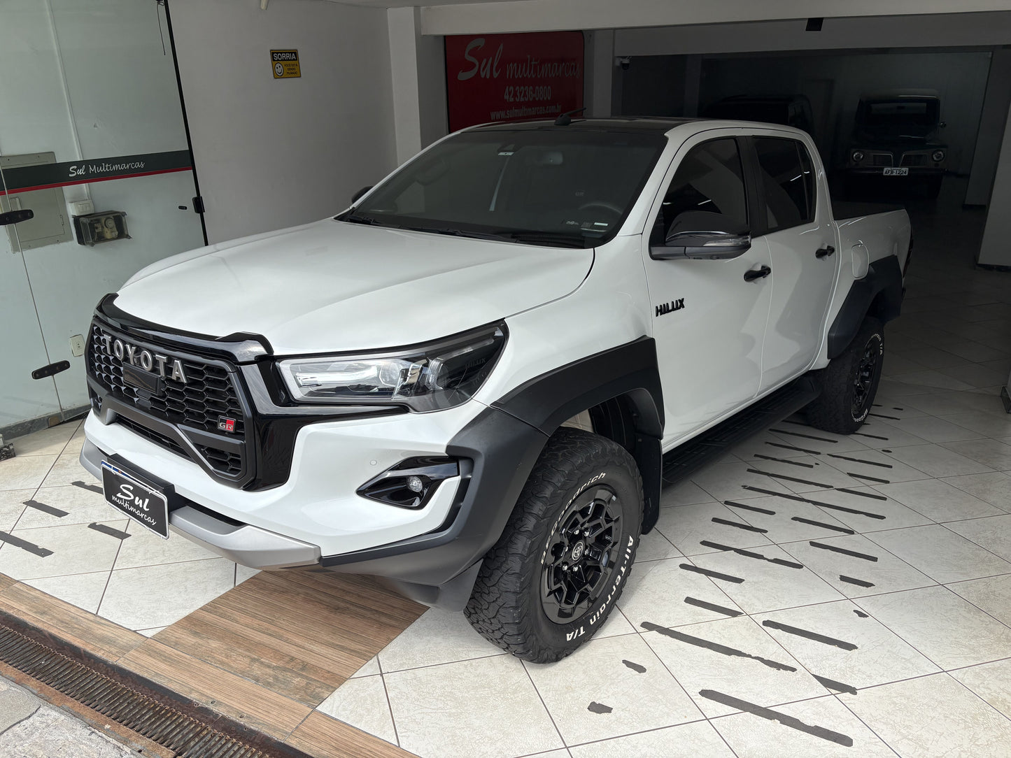 TOYOTA HILUX GR-S 2.8 TDI 4X4