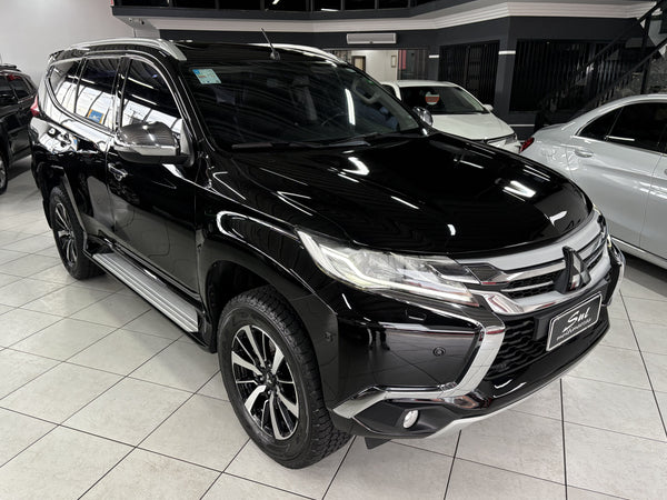 MITSUBISHI PAJERO SPORT HPE 2.4 TURBO DIESEL 4X4