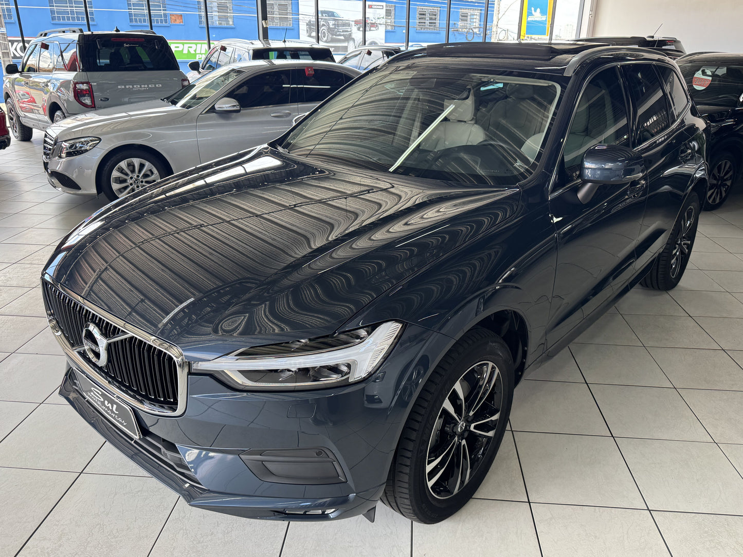 VOLVO XC60 MOMENTUM 2.0 T5 GASOLINA 254CV