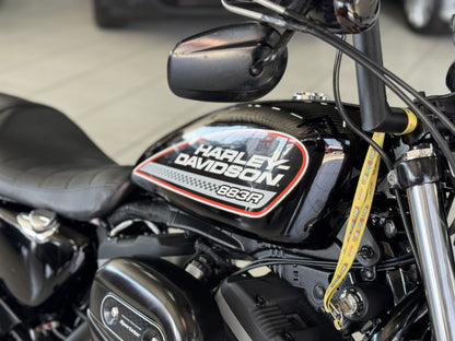 HARLEY DAVIDSON SPORTSTER XL 883 R