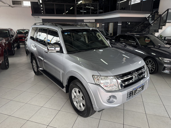 MITSUBISHI PAJERO FULL HPE 3.8 V6 GASOLINA AUT.