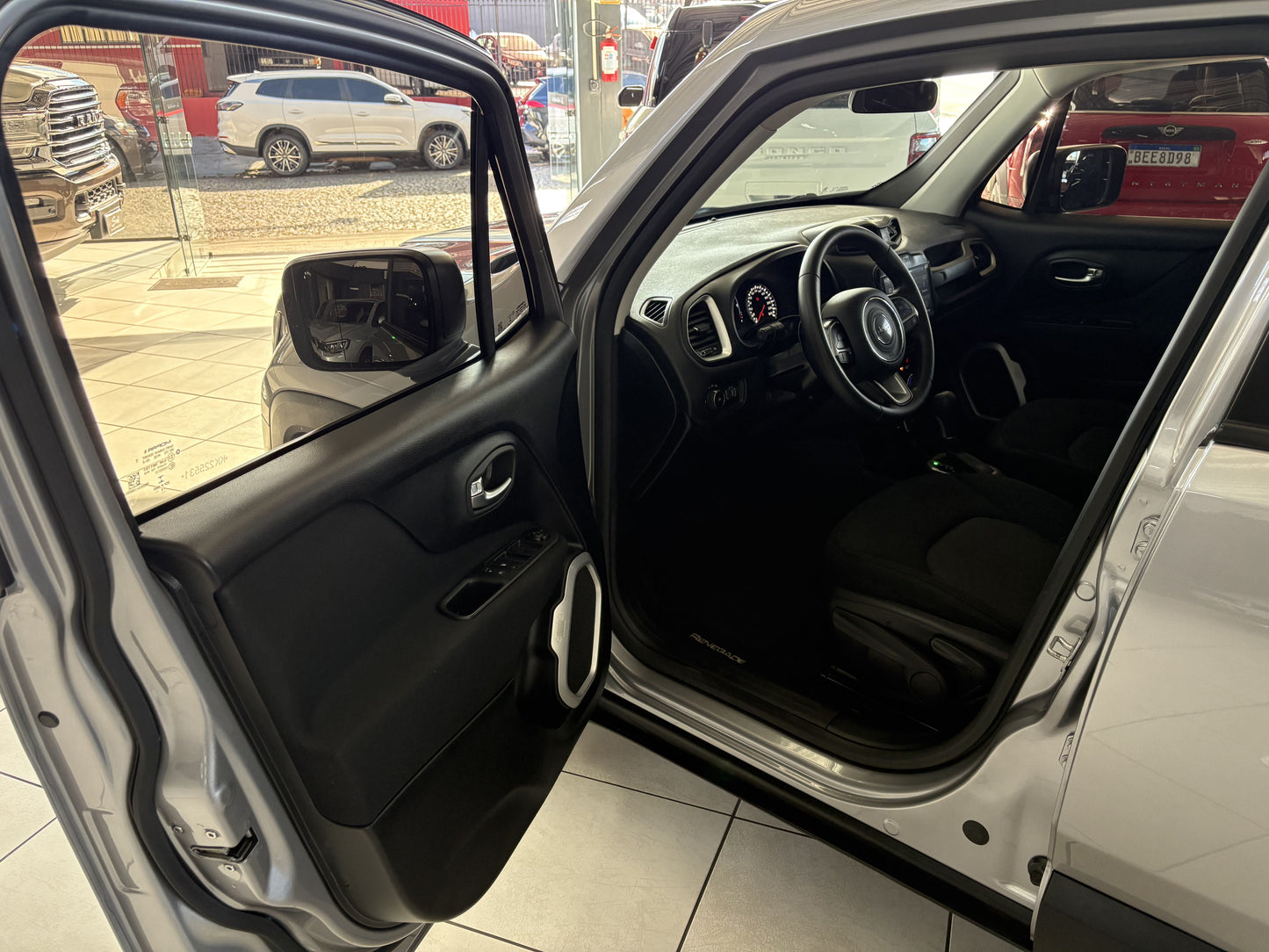 JEEP RENEGADE 1.8 FLEX AUT.