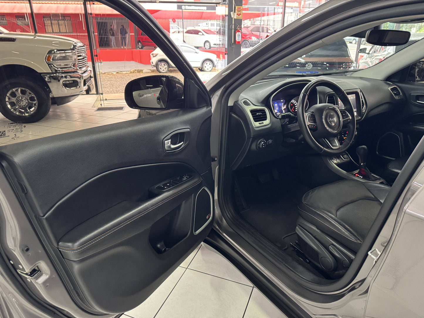 JEEP COMPASS LONGITUDE 2.0 FLEX AUT.