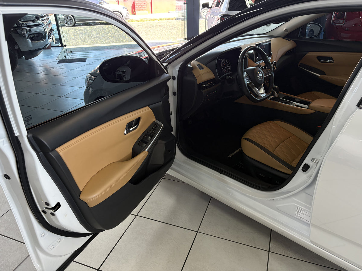 NISSSAN SENTRA EXCLUSIVE PREMIUM 2.0 GASOLINA