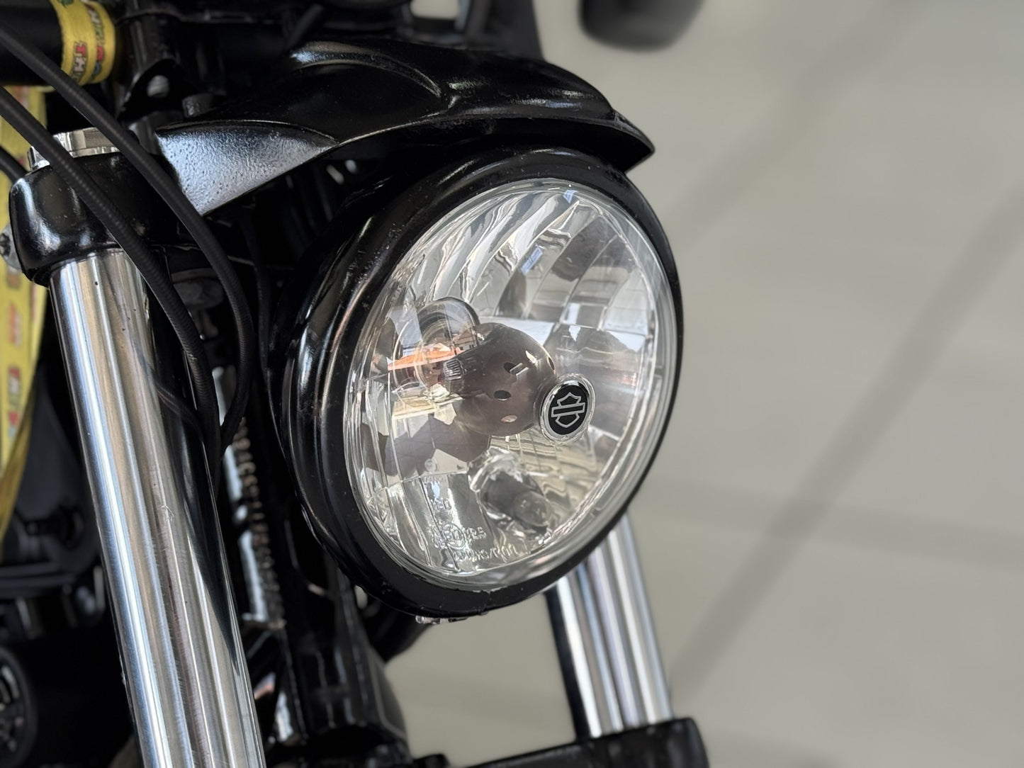 HARLEY DAVIDSON SPORTSTER XL 883 R