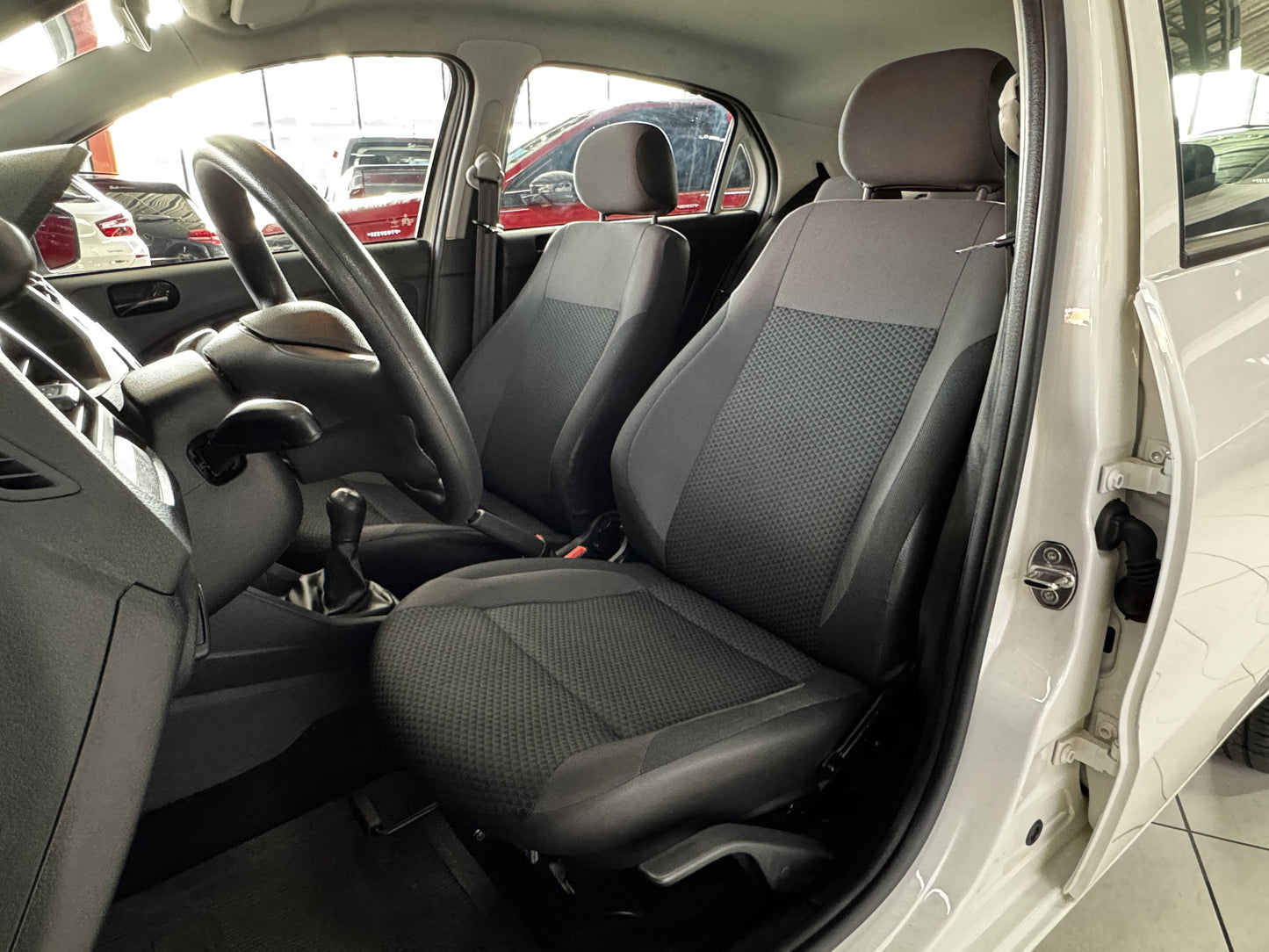 VOLKSWAGEN GOL 1.0 MPI MANUAL FLEX