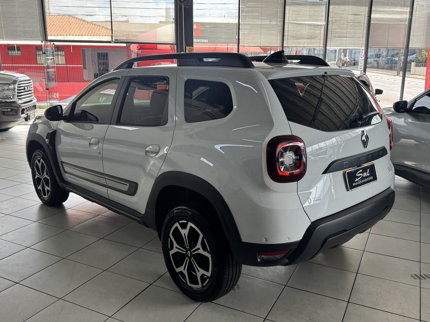 RENAULT DUSTER ICONIC 1.6 FLEX AUT.