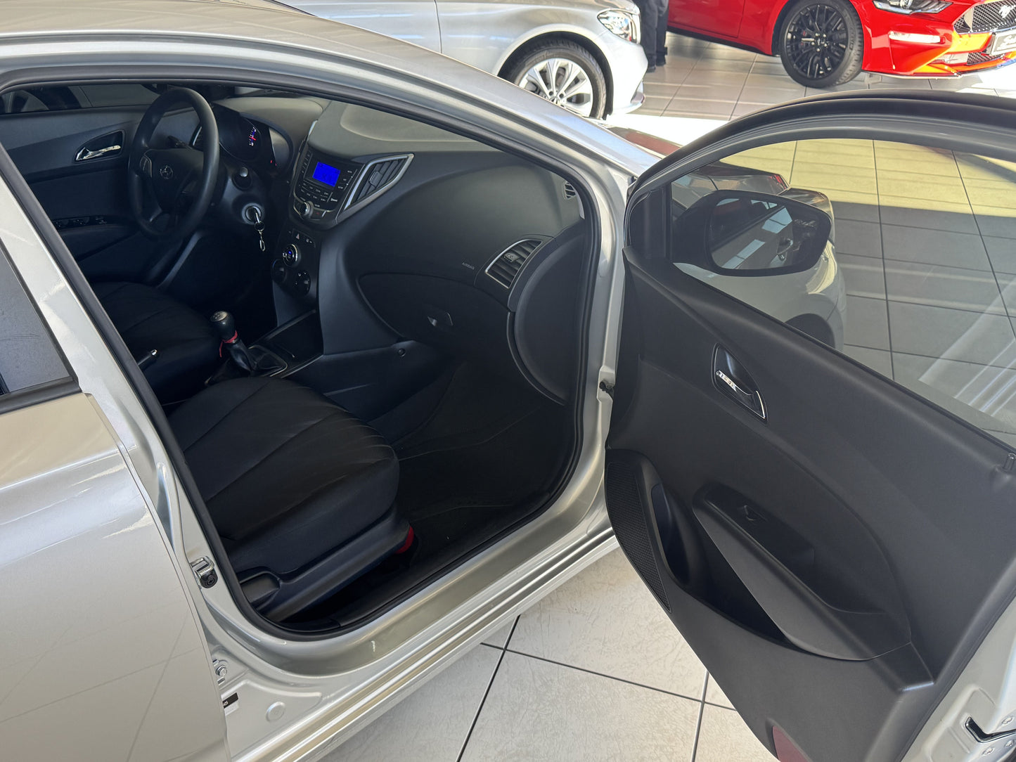 HYUNDAI HB20 COMFORT PLUS 1.0 MANUAL FLEX
