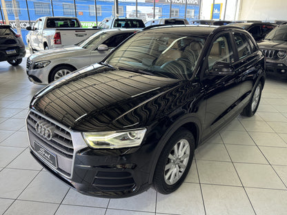 AUDI Q3 1.4 TFSI ATTRACTION FLEX AUT.