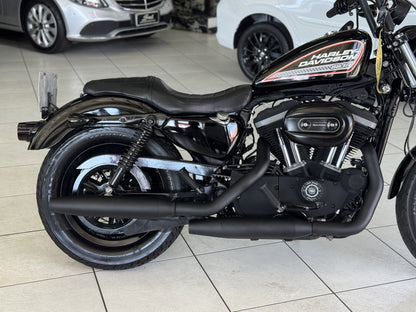 HARLEY DAVIDSON SPORTSTER XL 883 R