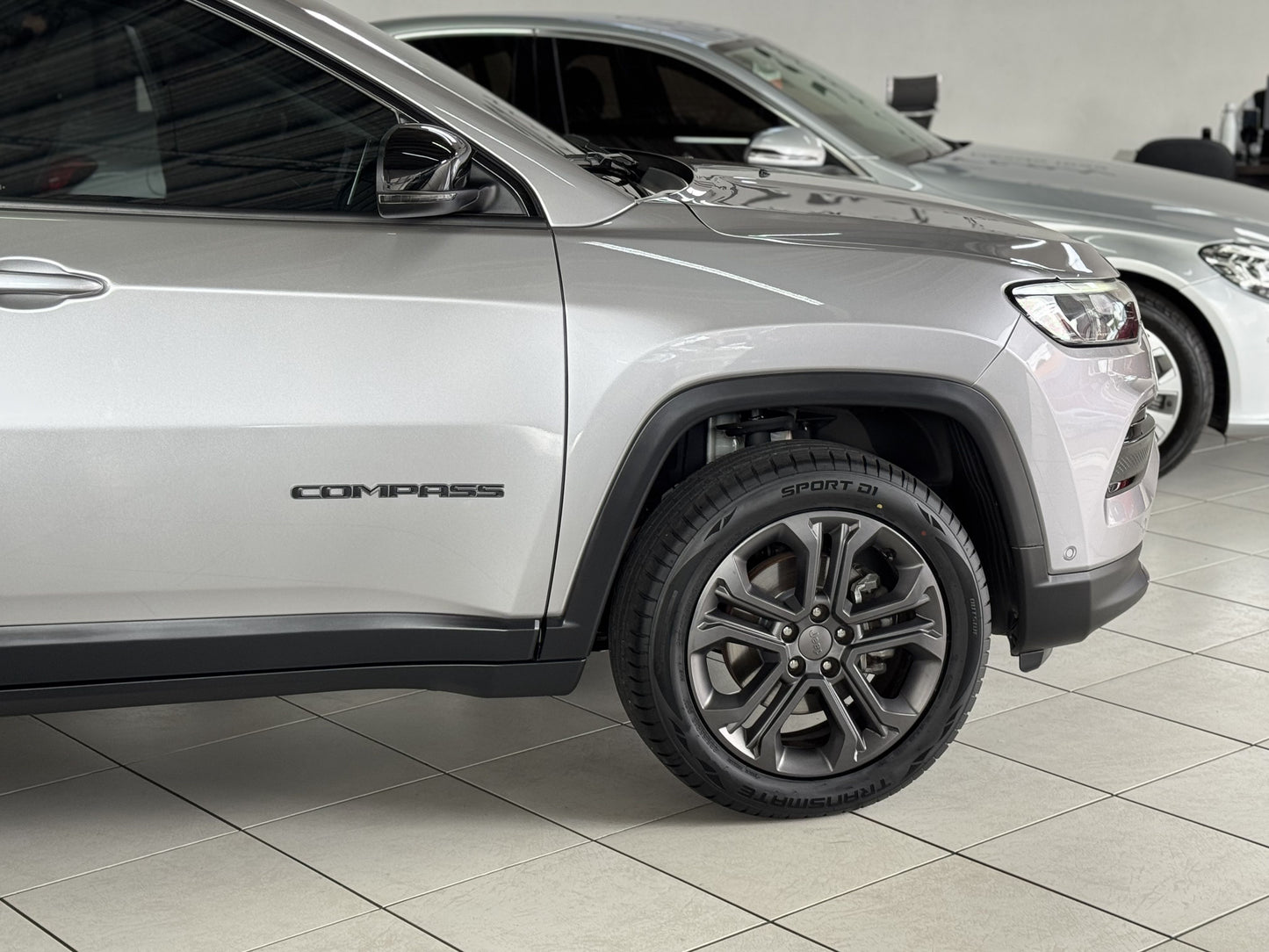 JEEP COMPASS LONGITUDE 1.3 T270 FLEX AUT.