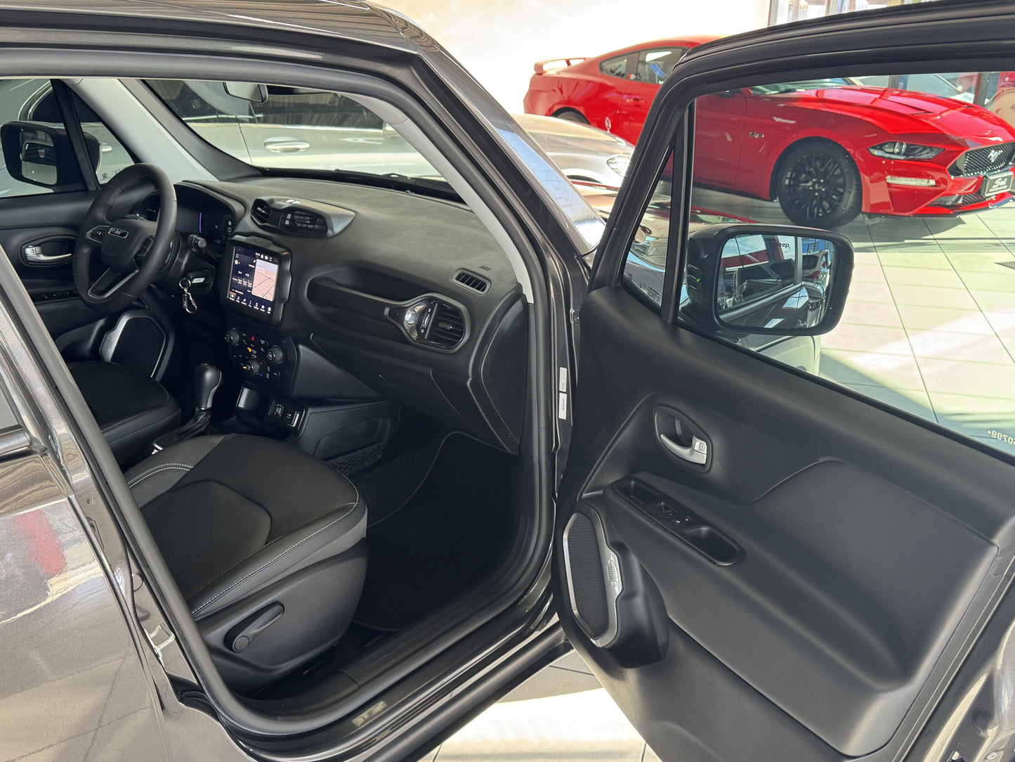 JEEP RENEGADE LONGITUDE 1.3 T270 FLEX AUT.