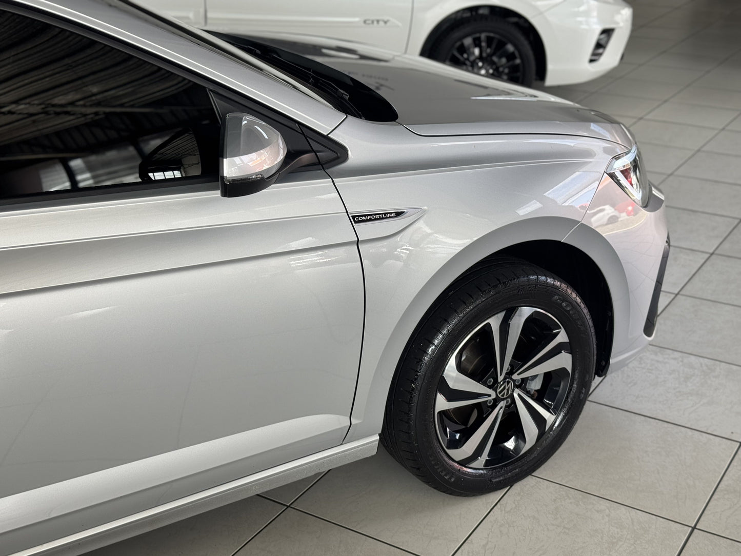 VOLKSWAGEN VIRTUS COMFORTLINE 1.0 200 TSI