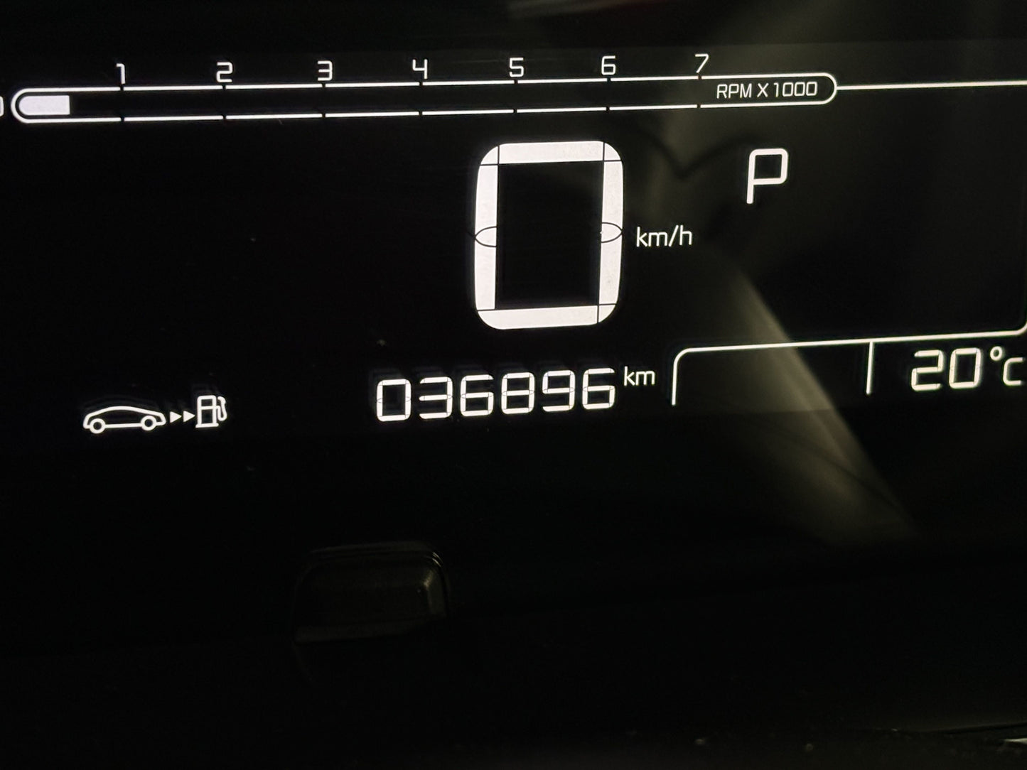 CITROEN C4 CACTUS FEEL PACK 1.6 AUT.