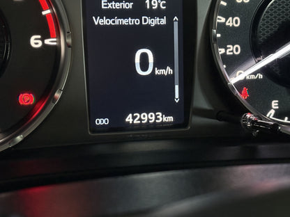 TOYOTA HILUX 2.8 TURBO DIESEL CD SRX 4x4 AUT.