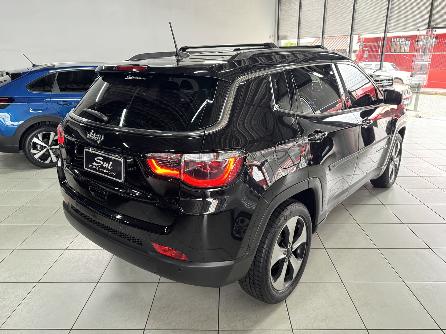 JEEP COMPASS SPORT 2.0 FLEX AUT. (COM COURO)