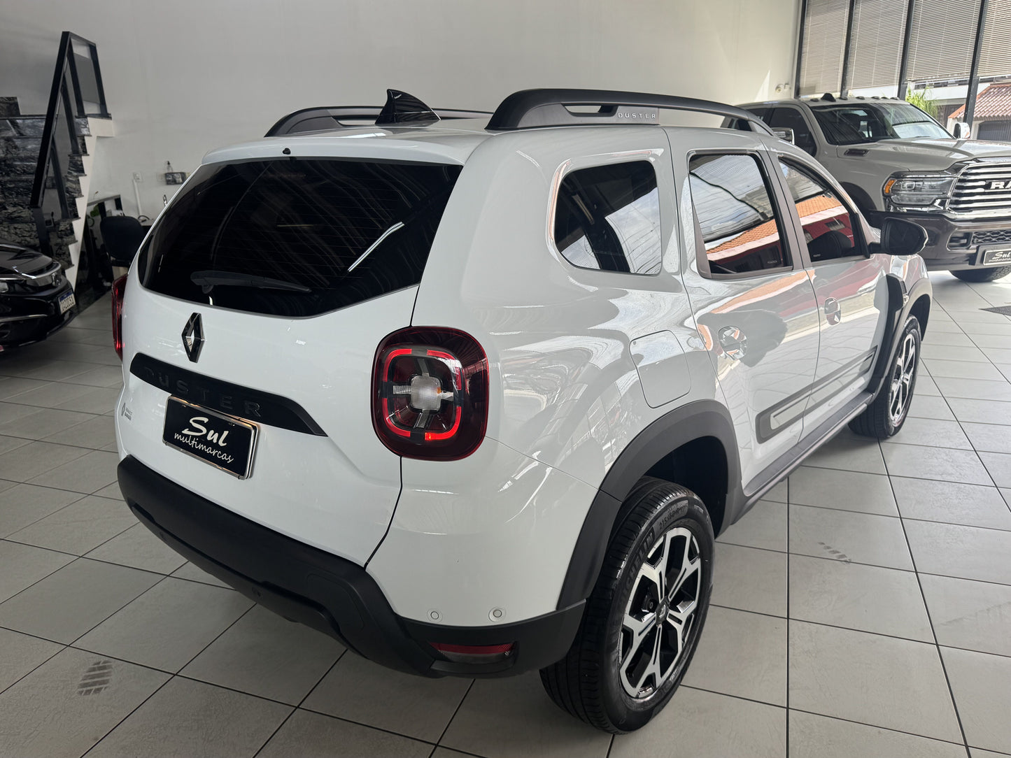 RENAULT DUSTER ICONIC 1.6 FLEX AUT.
