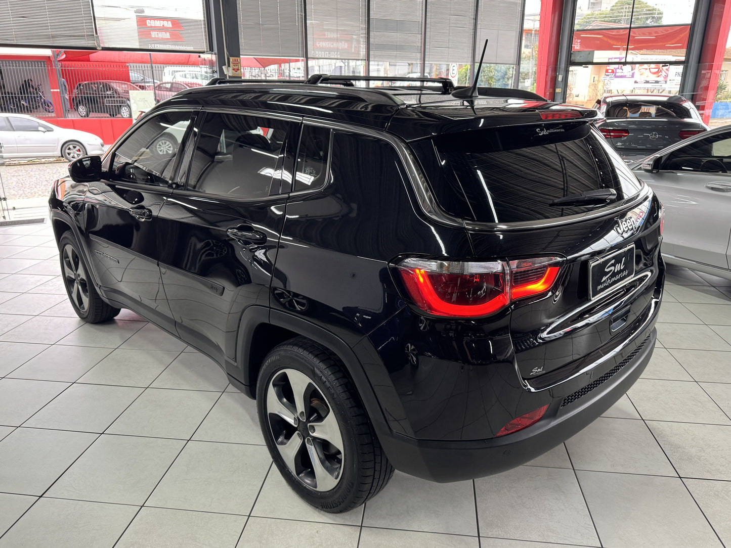 JEEP COMPASS SPORT 2.0 FLEX AUT. (COM COURO)