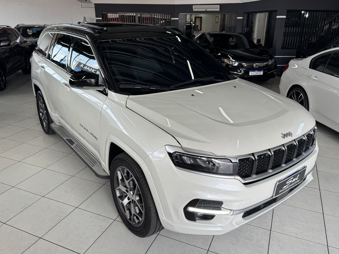 JEEP COMMANDER OVERLAND 2.0 TD380 7 LUG.