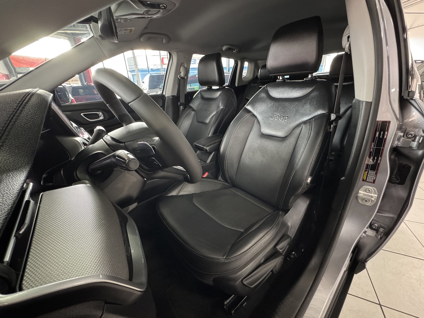JEEP COMPASS LONGITUDE 1.3 T270 FLEX AUT.