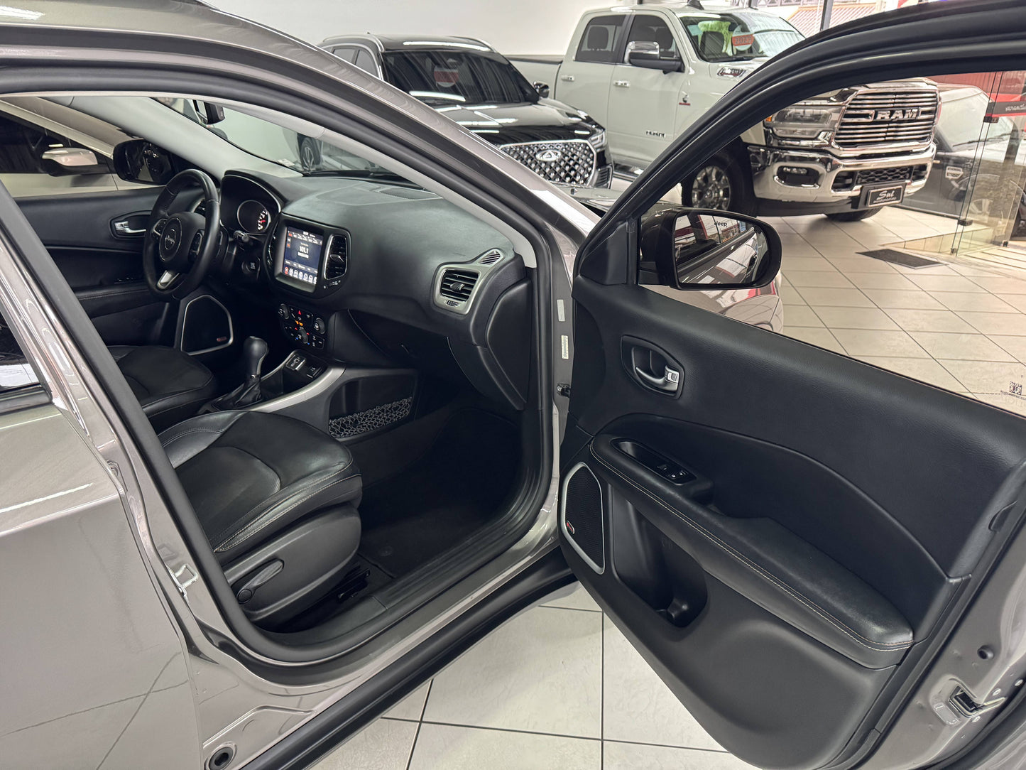 JEEP COMPASS LONGITUDE 2.0 FLEX AUT.