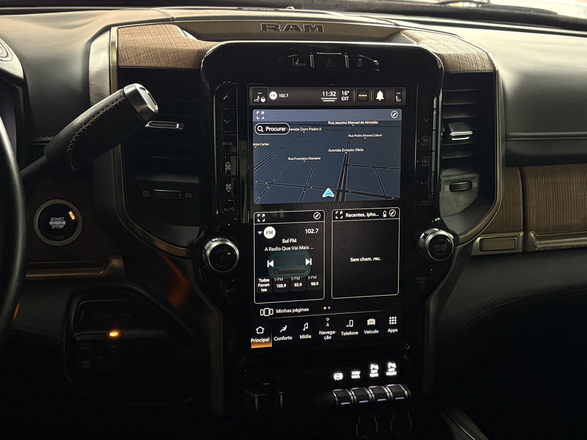 RAM 3500 LIMITED LONGHORN 6.7 TURBO DIESEL 4x4