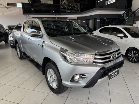 TOYOTA HILUX SRV 2.8 TD 4X4 CD AT.