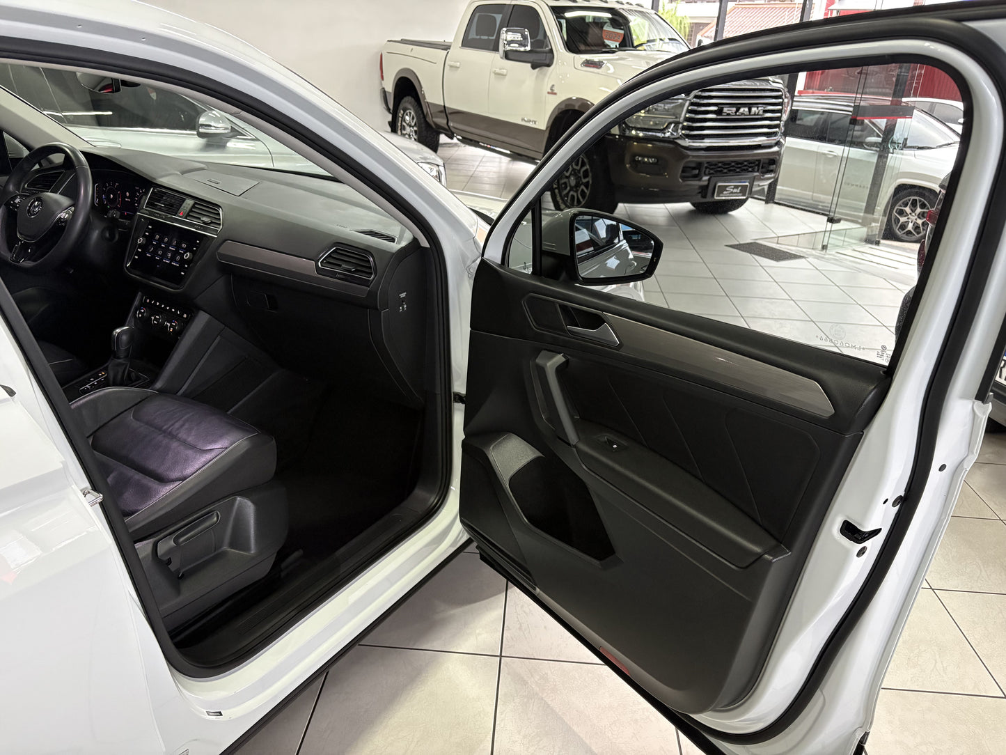 VOLKSWAGEN TIGUAN ALLSPACE COMFORTLINE 1.4 250 TSI FLEX