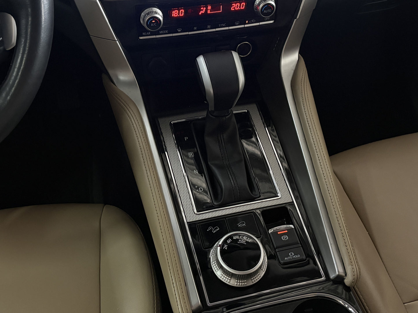PAJERO SPORT HPE 2.4 TD AWD AUT.