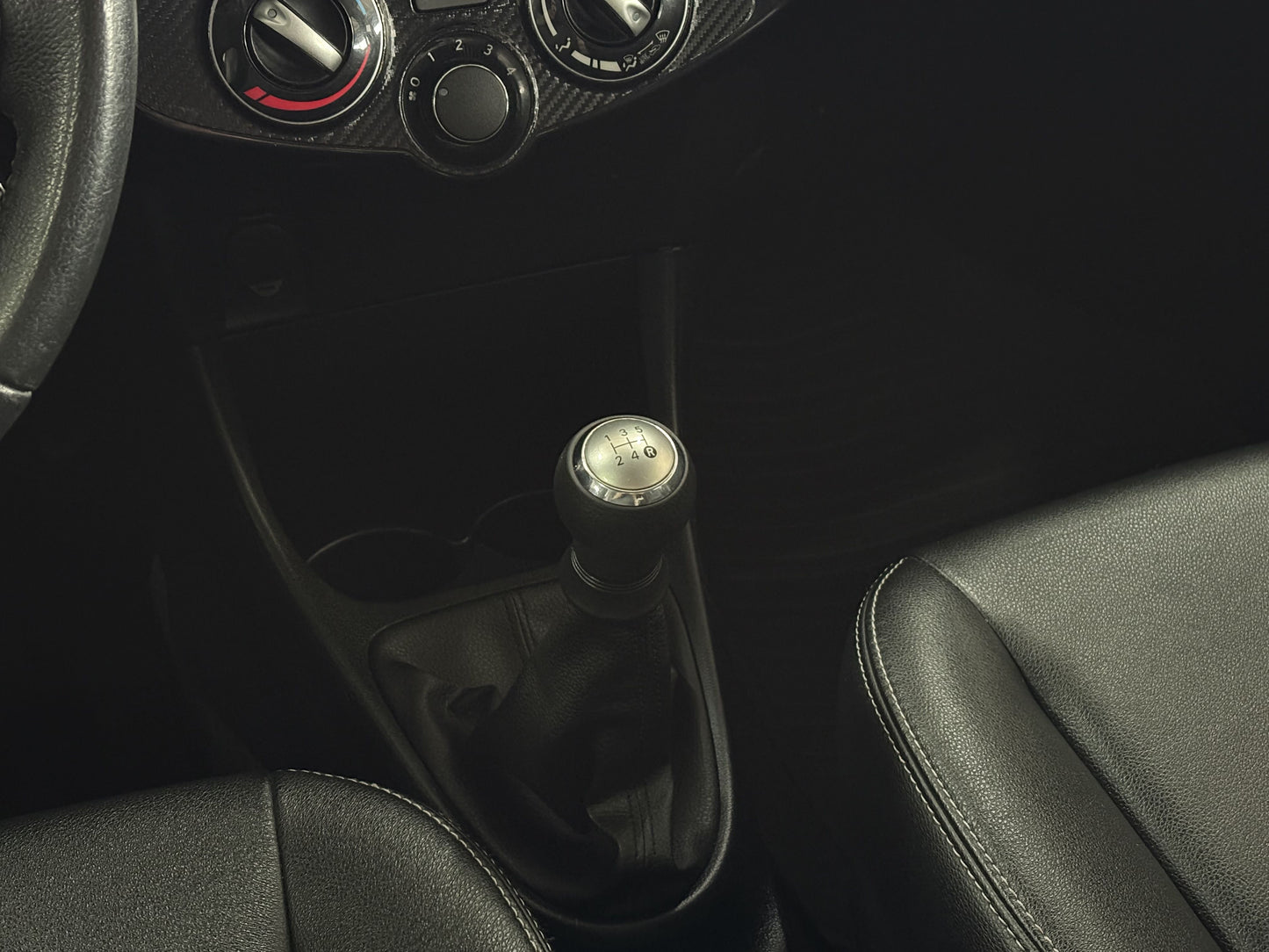 TOYOTA ETIOS 1.5 XLS SEDAN FLEX MANUAL