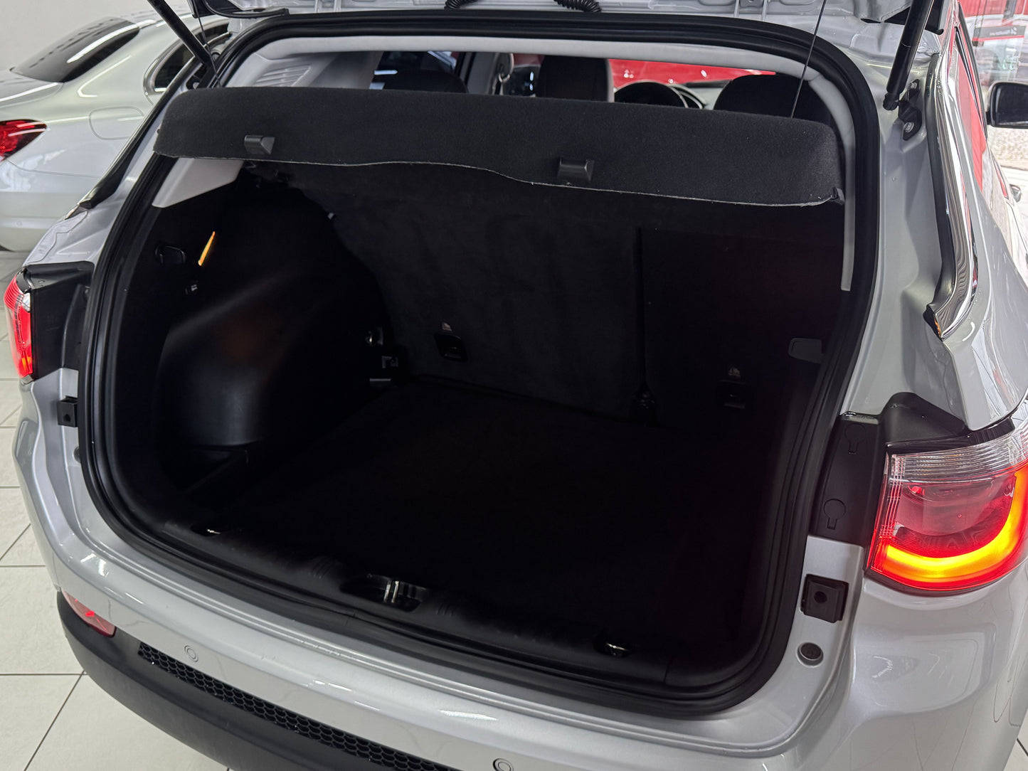 JEEP COMPASS LONGITUDE 2.0 TURBODIESEL 4X4 AUT.