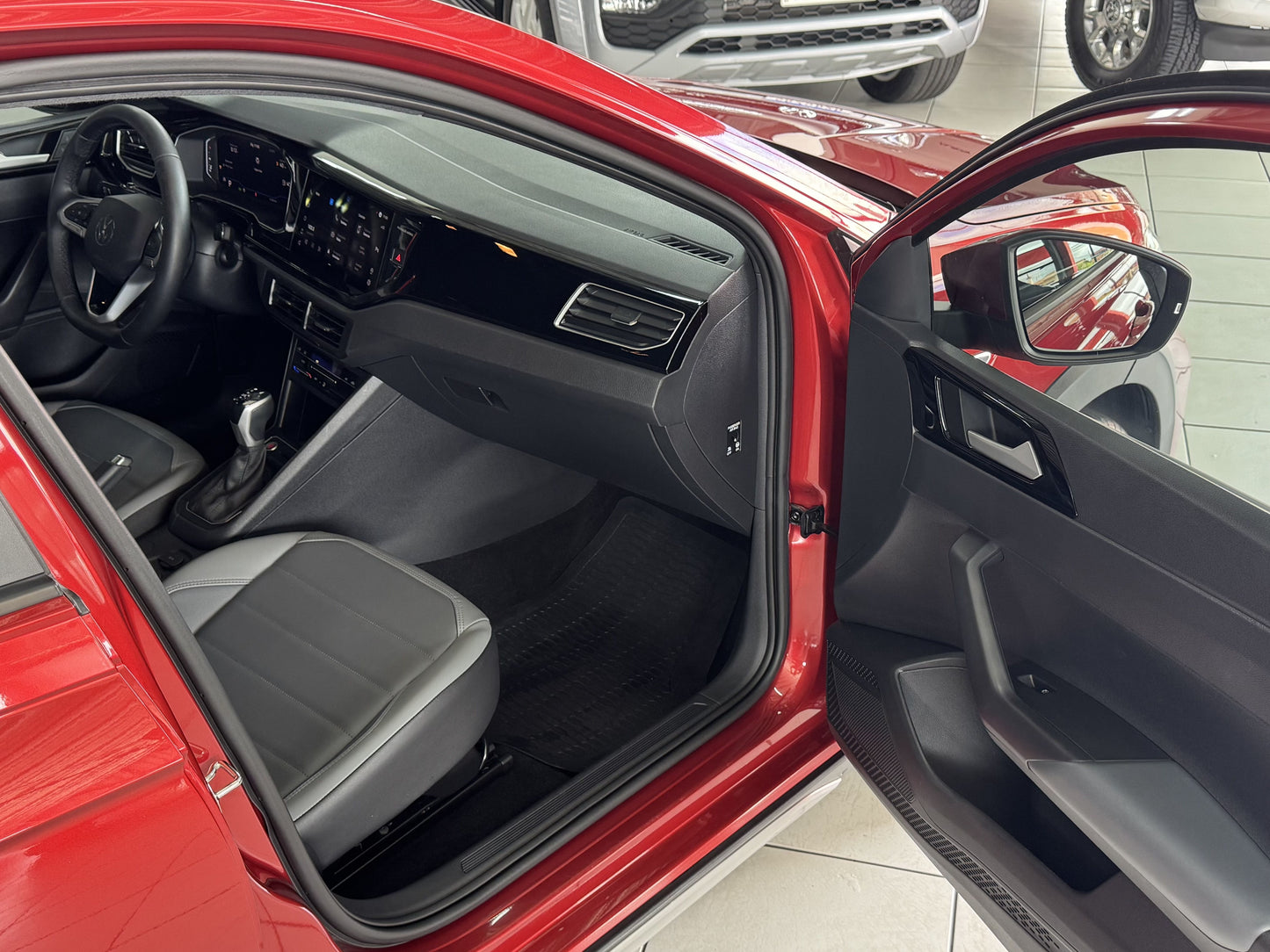 VOLKSWAGEN NIVUS HIGHLINE 200 TSI 1.0 FLEX