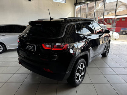 JEEP COMPASS TRAILHAWK 2.0 TD350 4X4 C/ TETO
