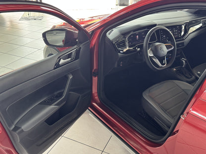 VOLKSWAGEN NIVUS HIGHLINE 200 TSI 1.0 FLEX