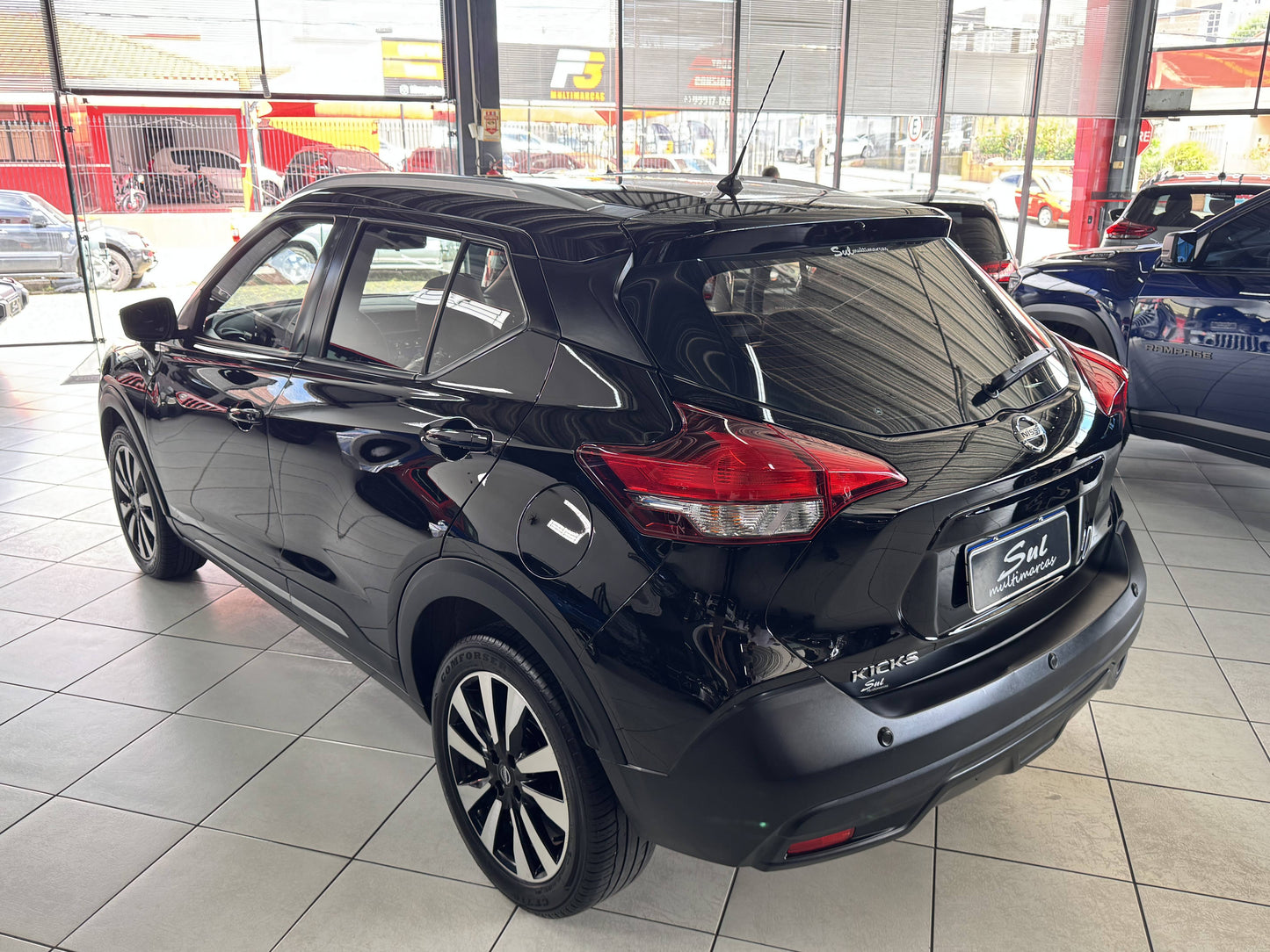 NISSAN KICKS SV 1.6 FLEX AUT.