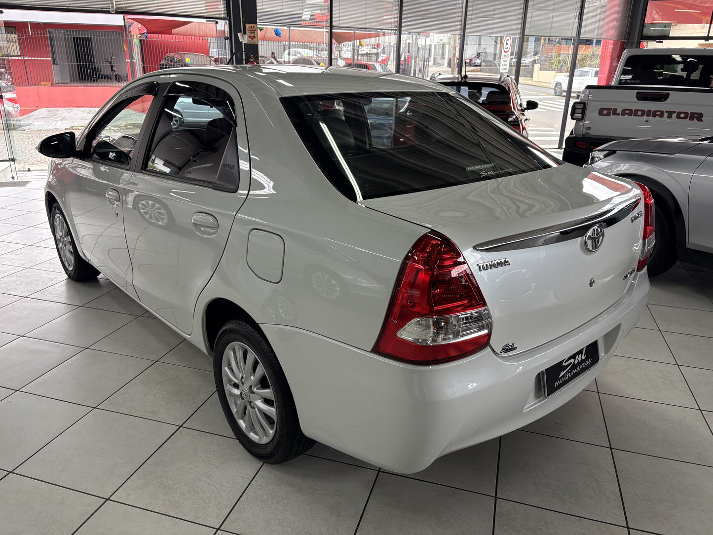 TOYOTA ETIOS 1.5 XLS SEDAN FLEX MANUAL