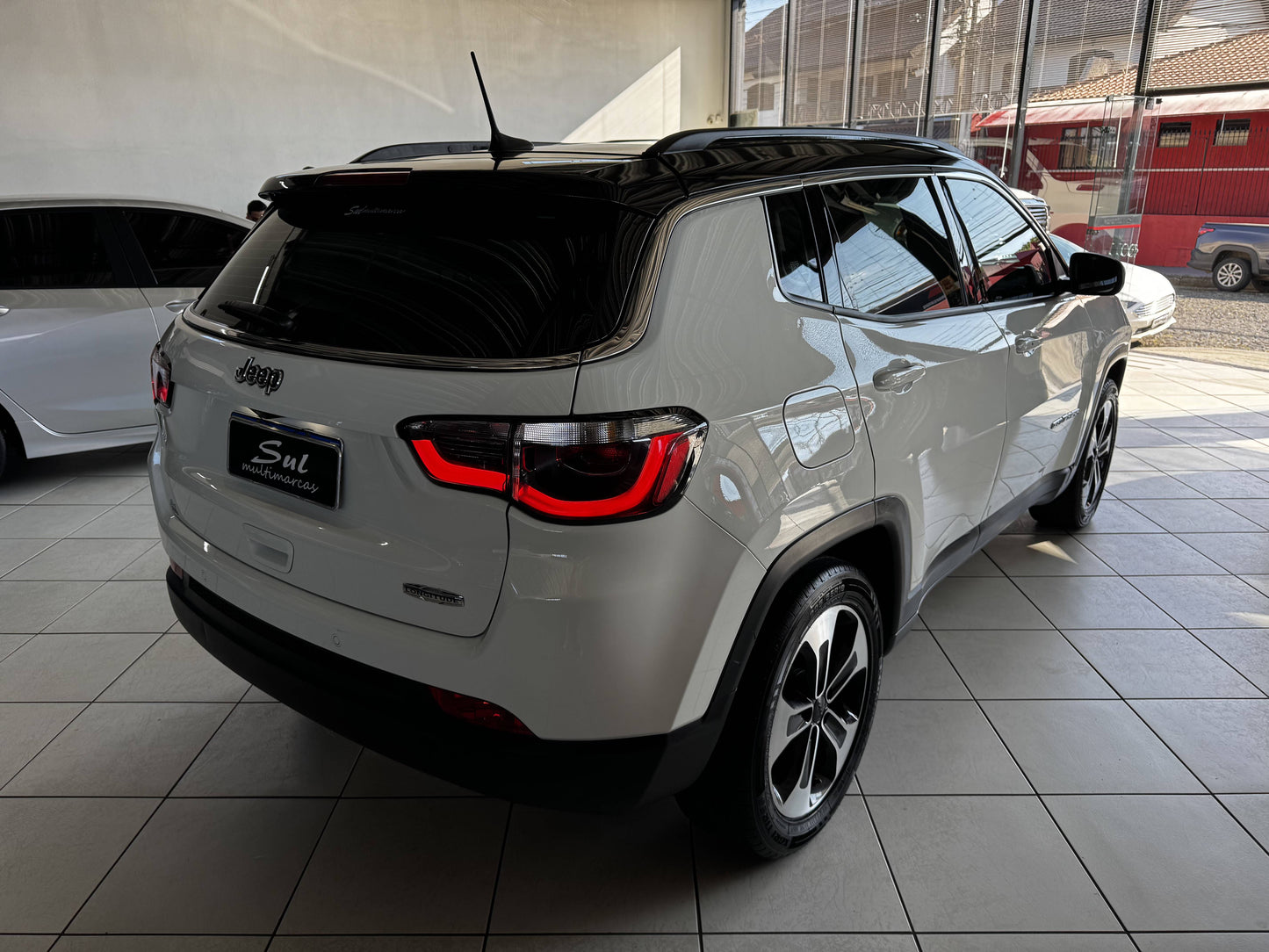 JEEP COMPASS LONGITUDE 2.0 FLEX AUT.