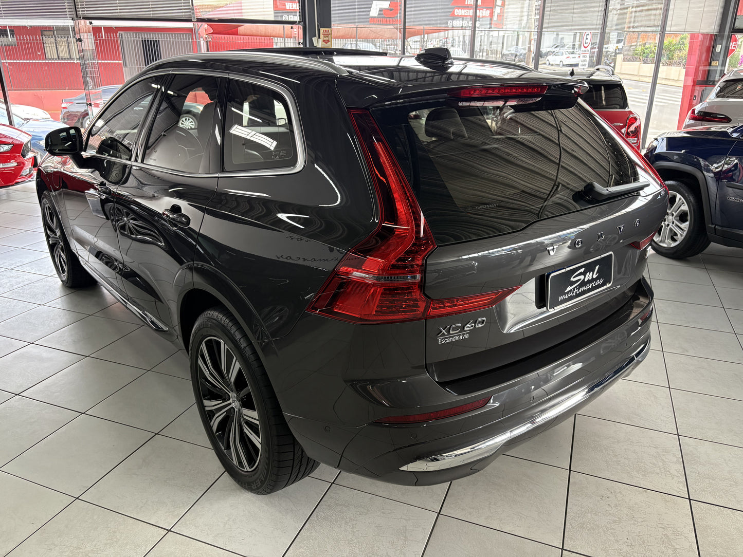 VOLVO XC60 T8 INSCRIPTION 2.0 HÍBRIDO 408CV