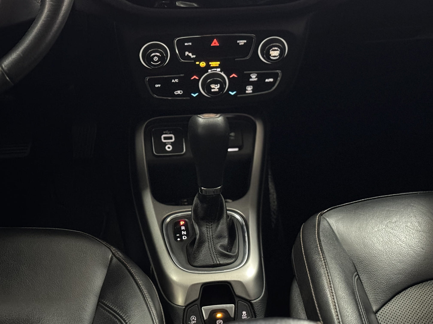 JEEP COMPASS SPORT 2.0 FLEX AUT. (COM COURO)