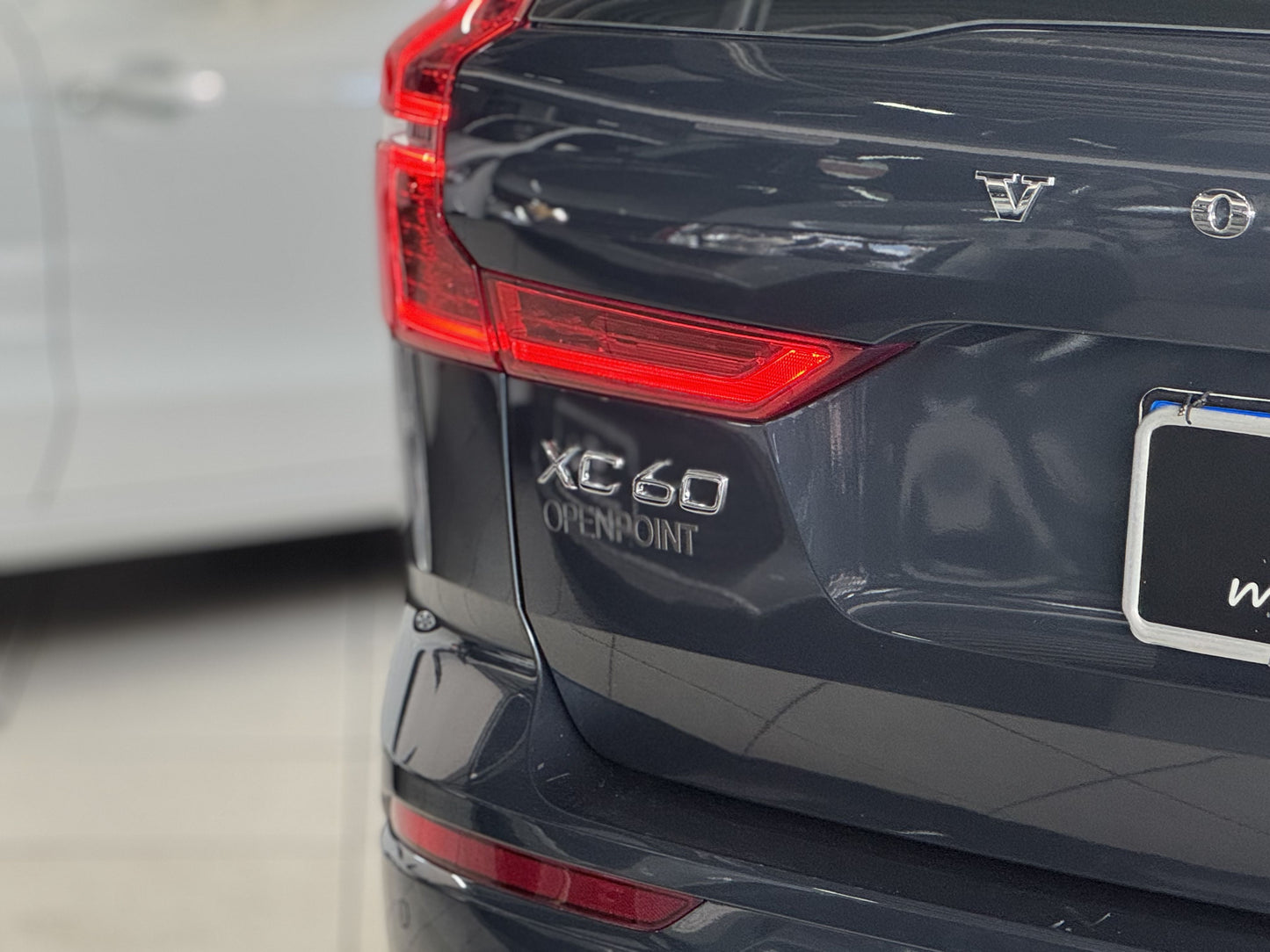 VOLVO XC60 MOMENTUM 2.0 T5 GASOLINA 254CV