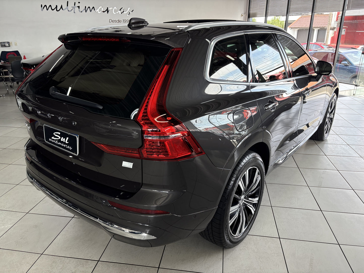 VOLVO XC60 T8 INSCRIPTION 2.0 HÍBRIDO 408CV