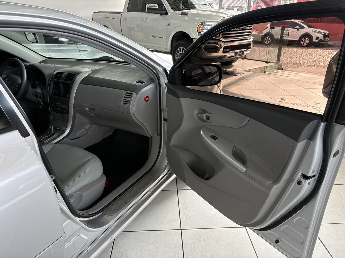 TOYOTA COROLLA GLI 1.8 FLEX AUT
