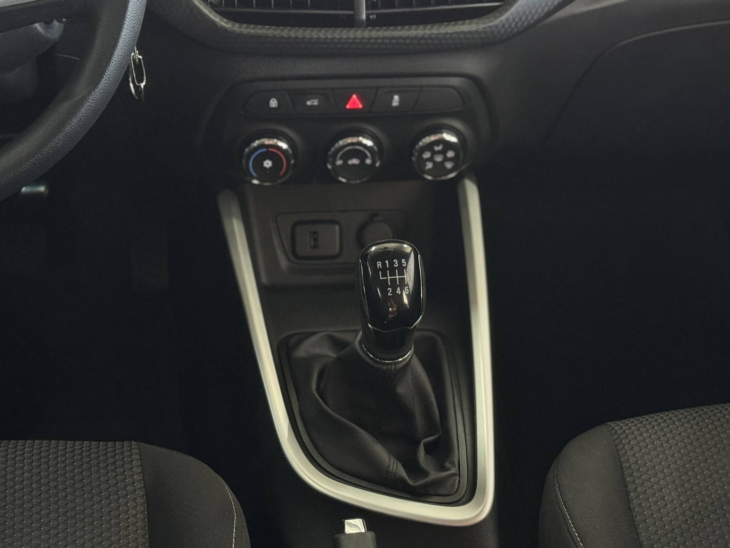 CHEVROLET ONIX PLUS LT 1.0 TURBO FLEX MT6